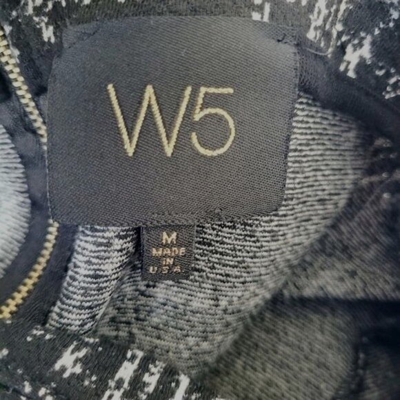 W5 Knit Top Black White Plaid Long Sleeve Wide Mock Neck Exposed Back Zip MED - Picture 3 of 4